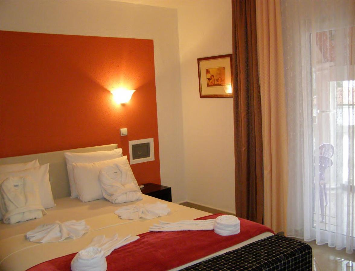 Hotel Wellness & Spa Angelo Gabriel Petrovac Exterior foto